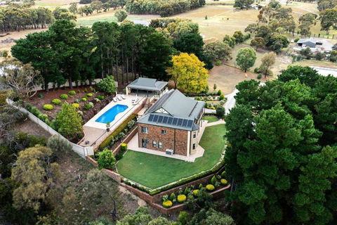 Sand Road Estate - Great Ocean Road Tourism 2