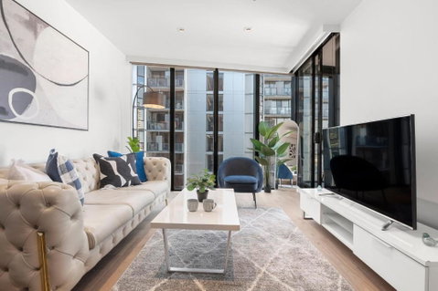 Rooftop Pool Stunning Apt At Marvel Stadium With Free Parking - Great Ocean Road Tourism 1
