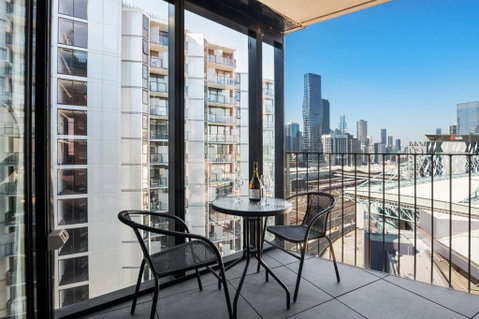 Rooftop Pool Stunning Apt At Marvel Stadium With Free Parking - Great Ocean Road Tourism 3
