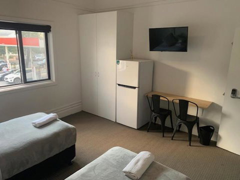 Sandy Bottoms Guesthouse - Great Ocean Road Tourism 1