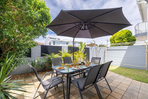 Sandcastles 4 -8 Ala Moana Way - Great Ocean Road Tourism 3