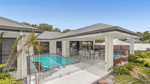 Sandcastles - Palm Cove - Great Ocean Road Tourism 0