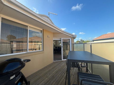 Sandpiper 10 - Close To Town And Beach - Great Ocean Road Tourism 3