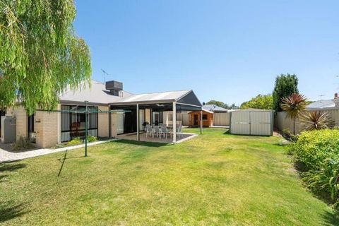 Sandpiper House - Family & Pet Friendly - Great Ocean Road Tourism 1