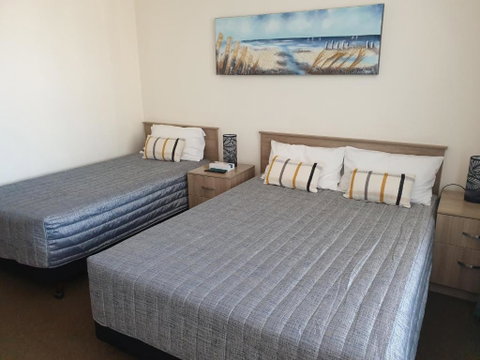 Sandpiper Motel Ulladulla - Great Ocean Road Tourism 1
