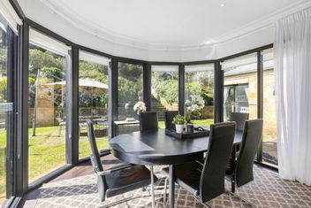 Sandstone Estate with Great Ocean Road Tourism