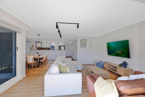 Sandy Cove Apartment The Entrance 8 - Great Ocean Road Tourism 2