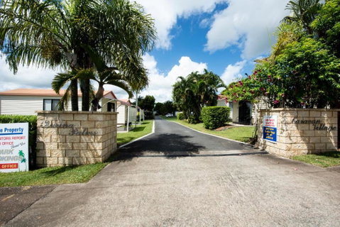 Sarina Palms Caravan And Cabins Village - Great Ocean Road Tourism 0