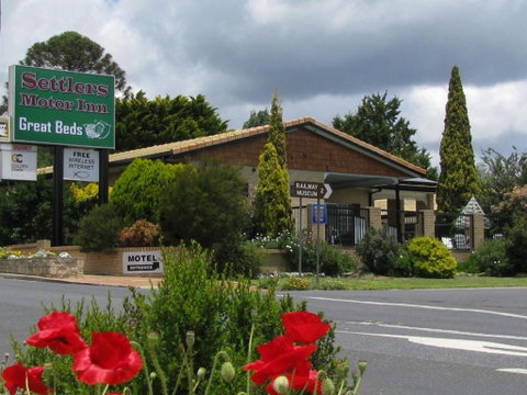 Settlers Motor Inn - Great Ocean Road Tourism 1