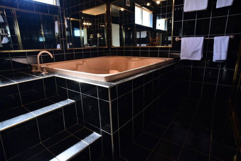 The Crossing Motel - Great Ocean Road Tourism 2