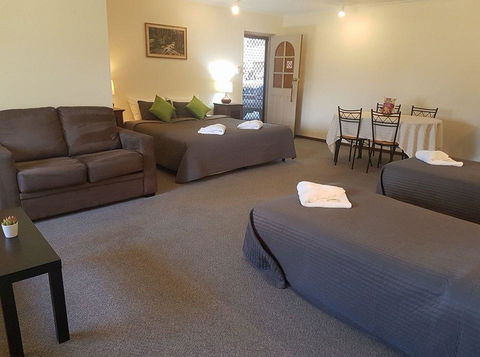 Beachport Motor Inn - Great Ocean Road Tourism 2