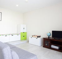 Beautiful Coastal Family-Sized Home