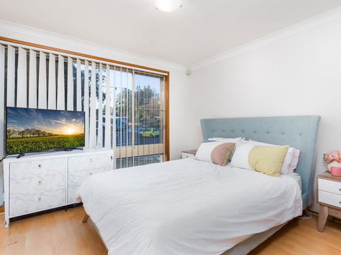Beautiful Home Norwest Of Sydney - Great Ocean Road Tourism 2