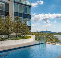 Beautiful Modern Lake View Apartment - Great Ocean Road Tourism
