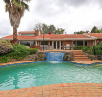 Beautiful Resort Retreat Villa in the Yarra Valley - Entertainer's delight - Great Ocean Road Tourism