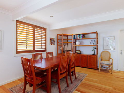 Beauty And The Beach', 88 Foreshore Drive - Large Home With WIFI & Water Views - Great Ocean Road Tourism 1