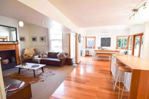 Best Location In Hobart! Luxury 4 Bedroom With Stunning Views - Great Ocean Road Tourism 0