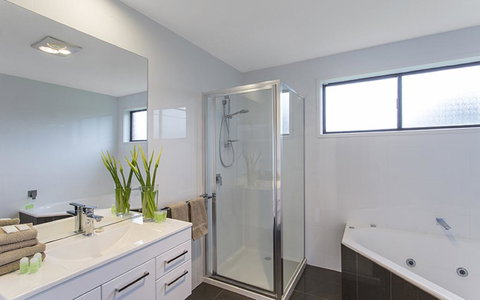 Best Western Colonial Village Motel - Great Ocean Road Tourism 3