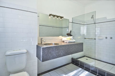 BEST WESTERN Geelong Motor Inn & Serviced Apartments - Great Ocean Road Tourism 1