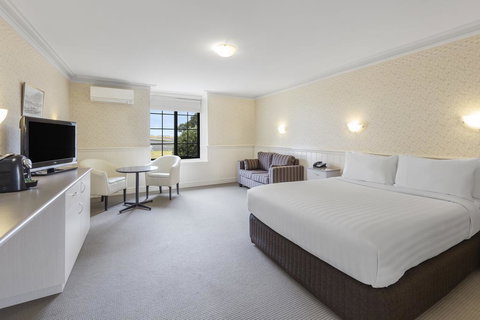 Best Western Olde Maritime Motor Inn - Great Ocean Road Tourism 3