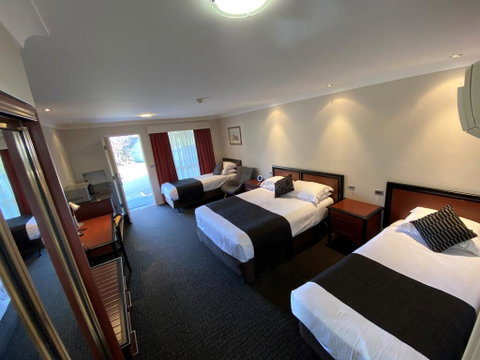 Best Western Plus All Settlers Motor Inn - Great Ocean Road Tourism 1