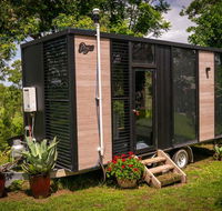 Big Tiny Paz Seven Hills Tiny House Tallarook - Great Ocean Road Tourism