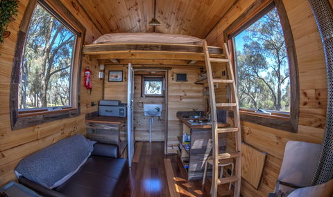 Big Tiny Seven Hills Tiny House, Tallarook - Great Ocean Road Tourism 1