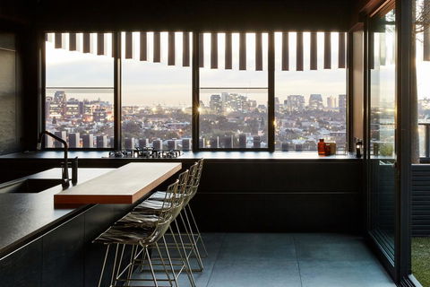 Birdcage Penthouse Luxury Melbourne Ultra Modern Industrial Chic - Great Ocean Road Tourism 1