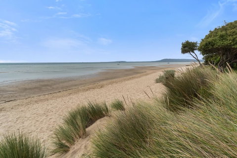 Blairgowrie Beach Baby - Great Ocean Road Tourism 2