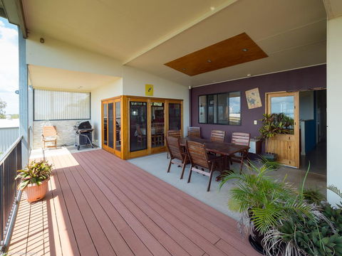 Blue Water Retreat - Upstairs - Great Ocean Road Tourism 0