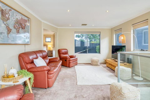 The Stirling - Experience The Sea To City Lifestyle - Great Ocean Road Tourism 0