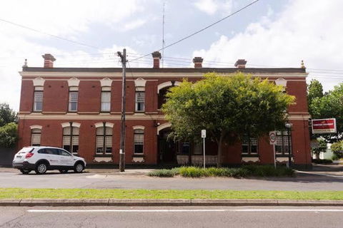 Thommos Pub - Great Ocean Road Tourism 0