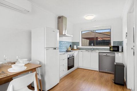 Wilson Executive By Geelong Short & Long Stays - Great Ocean Road Tourism 3