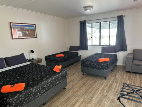 Winton Outback Motel - Great Ocean Road Tourism 1