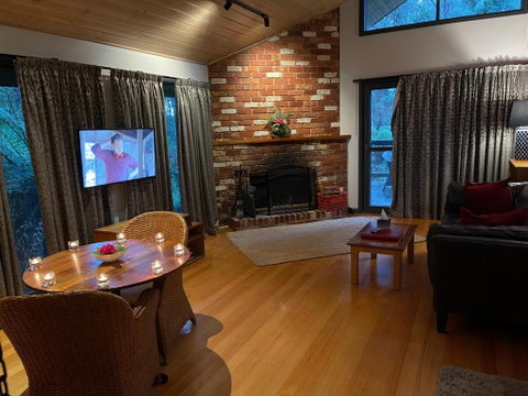 Woodlands Rainforest Retreat - Great Ocean Road Tourism 0