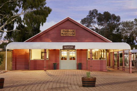 Outback Hotel - Great Ocean Road Tourism 0