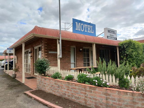 Yarragon Motel - Great Ocean Road Tourism 0