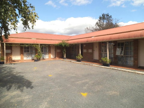 Yarragon Motel - Great Ocean Road Tourism 2