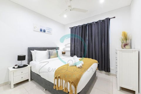 ZEN Central Bliss 2BR Holiday Retreat In The CBD - Great Ocean Road Tourism 2