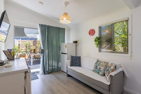 Zen Escape Guest House- Zen Garden Tiny Home, Nooky Studio - Great Ocean Road Tourism 0