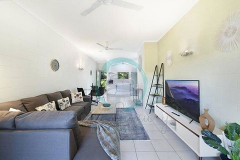 ZEN Westralia: 2-BR Cozy Inner-City Apt Near Shops - Great Ocean Road Tourism 0