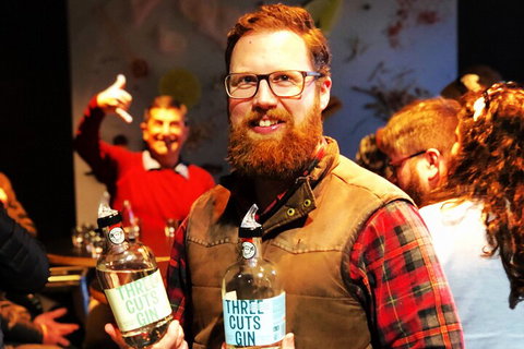 Tamar Valley Wine And Gin Tour With Lunch - Great Ocean Road Tourism 3