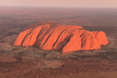 Scenic Flight: Uluru & Kata Tjuta - Great Ocean Road Tourism 2