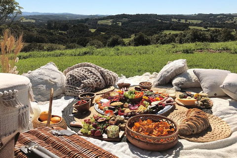 A Picnic In Byron Bay - Great Ocean Road Tourism 0