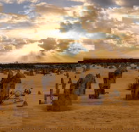 Pinnacle Desert Sunset and Night-time Stargazing Tour from Perth - Great Ocean Road Tourism