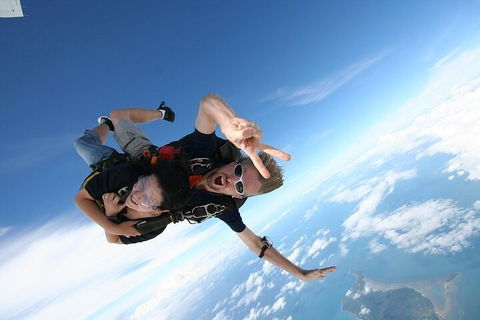 Byron Bay Tandem Sky Dive - Great Ocean Road Tourism 1