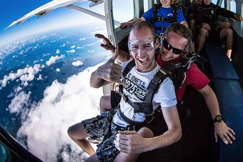 Byron Bay Tandem Sky Dive - Great Ocean Road Tourism 4