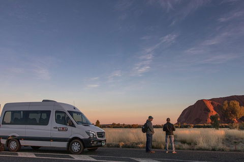 Highlights Of Uluru Including Sunrise And Breakfast - Great Ocean Road Tourism 2