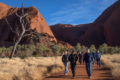 Highlights Of Uluru Including Sunrise And Breakfast - Great Ocean Road Tourism 3