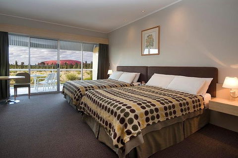 3-Day Uluru-Kata Tjuta And Kings Canyon 4WD Small-Group Eco-Tour From Alice Springs - Great Ocean Road Tourism 0